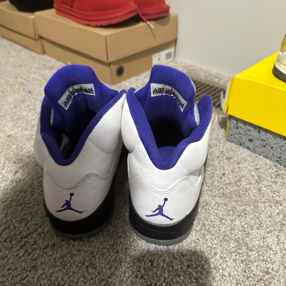 Concord Jordan 5s size 8.5 men .